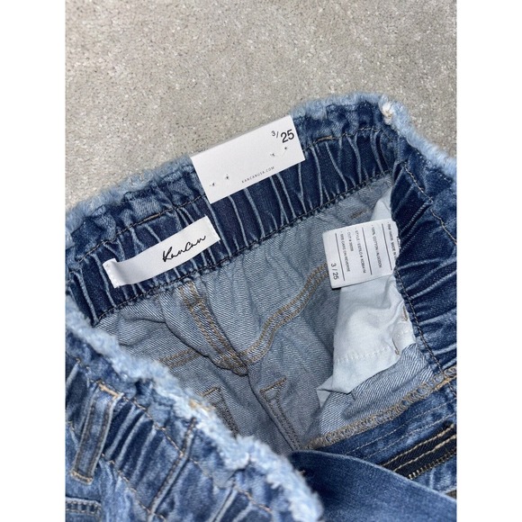 Kancan High Rise Fray‎ Relaxed Fit Jeans Size 3/25 Distressed Relaxed New - Picture 3 of 8